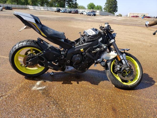2017 YAMAHA YZFR6 JYARJ28E8HA002256