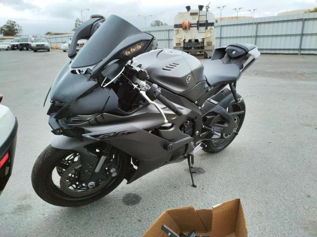 2019 YAMAHA YZFR6 C JYARJ28Y4KA001879