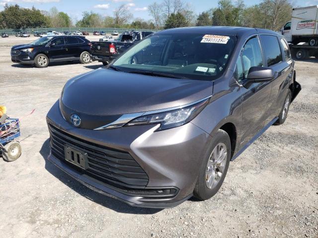 5TDKRKECXMS045236 Toyota Sienna Le 2021. Фото: 1