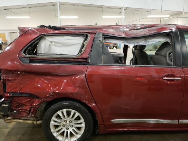 2017 TOYOTA SIENNA XLE 5TDYZ3DC8HS770776