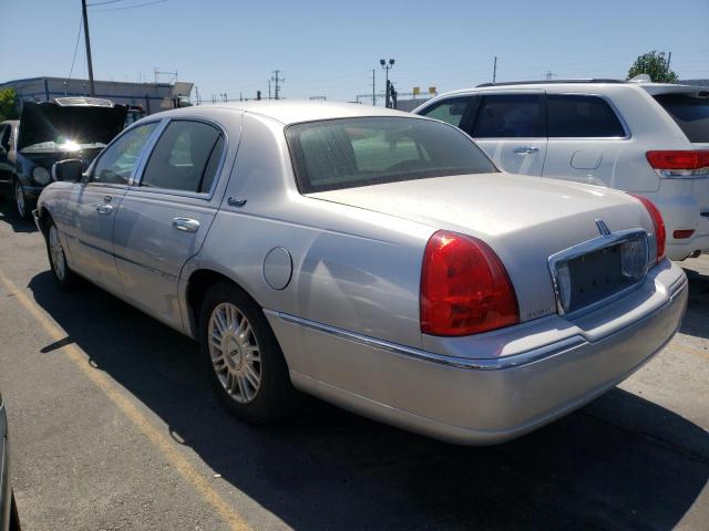 2LNBL8CV3BX756931 Lincoln Town Car S 2011. Фото: 2
