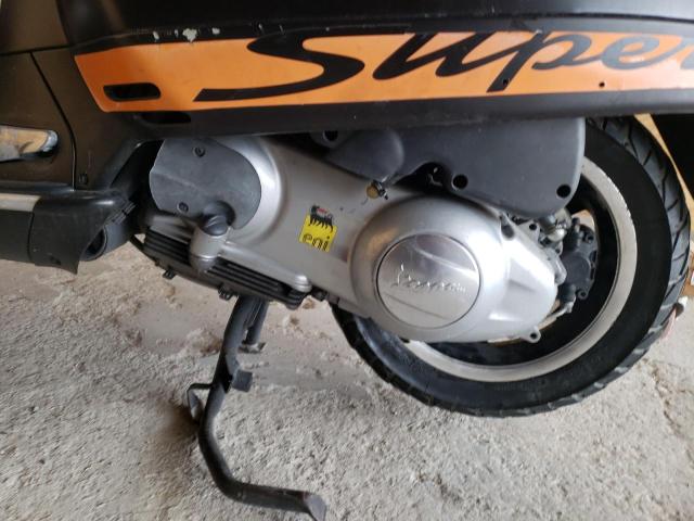 2015 VESPA GTS 300 SU ZAPM459L0F5100576