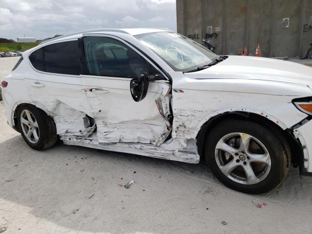 2018 ALFA ROMEO STELVIO ZASFAKAN8J7C02789