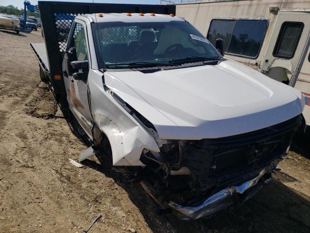 Salvage trucks for sale at Greenwell Springs, LA auction: 2017 Ford F550 Super Duty