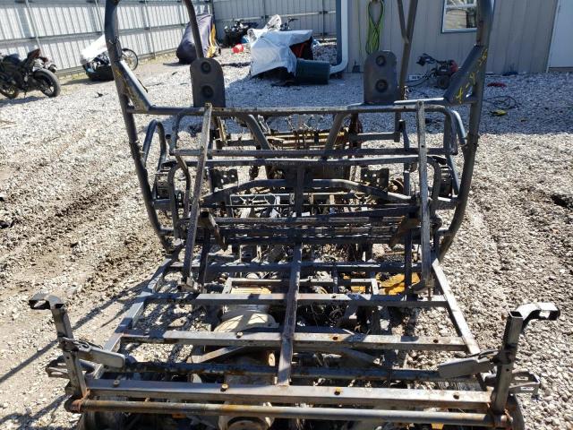 2018 HONDA SXS700 M2 1HFVE02E5J4401317