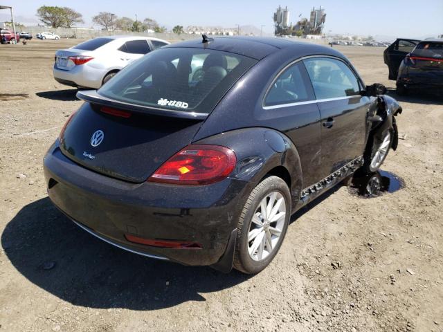 2018 VOLKSWAGEN BEETLE SE 3VWJD7AT5JM708055