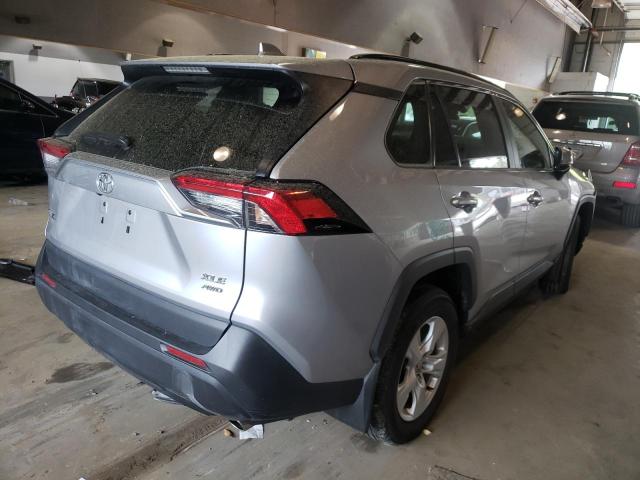 2021 TOYOTA RAV4 XLE 2T3P1RFV7MC176159