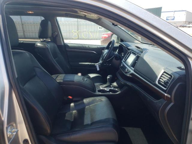5TDYKRFH4FS044104 Toyota Highlander 2015. Фото: 4