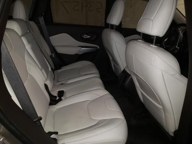 2017 JEEP CHEROKEE O 1C4PJMJS8HW640016