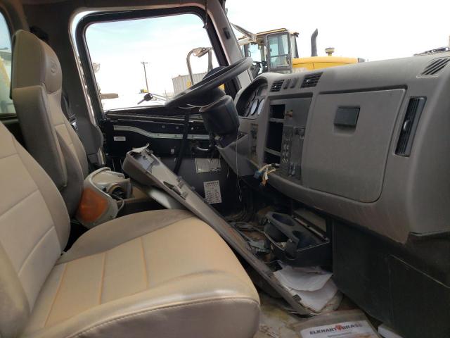 2NP3LJ0X6FM281345 Peterbilt 348 2015. Фото: 4