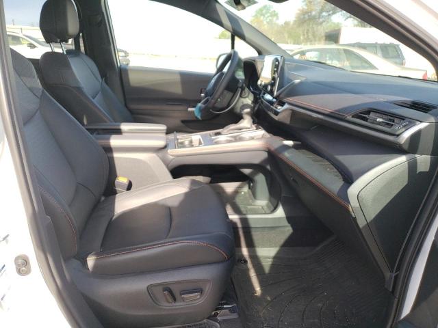 2022 TOYOTA SIENNA XSE 5TDXSKFC5NS043923