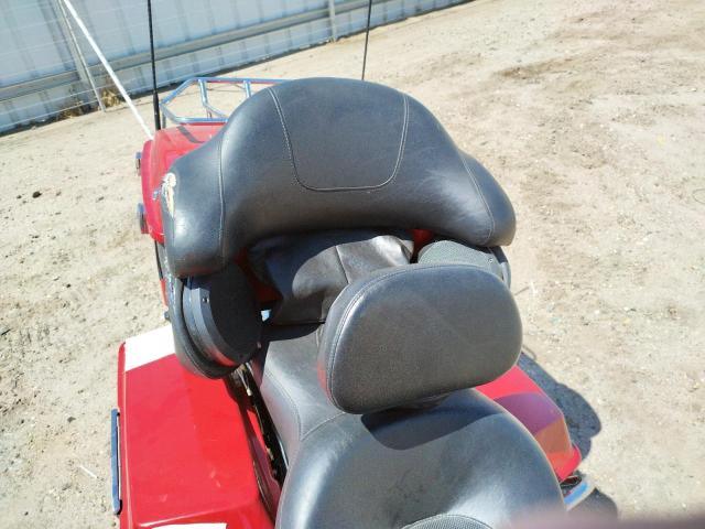 2011 HARLEY-DAVIDSON FLHTK 1HD1KEM3XBB613376
