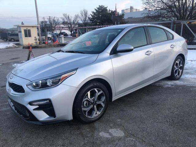 3KPF24AD0KE137690 Kia Forte Fe 2019. Фото: 1