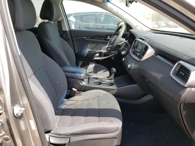 2016 KIA SORENTO LX 5XYPG4A57GG111628