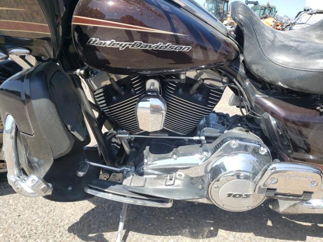2011 HARLEY-DAVIDSON FLTRU 1HD1KGM14BB642138