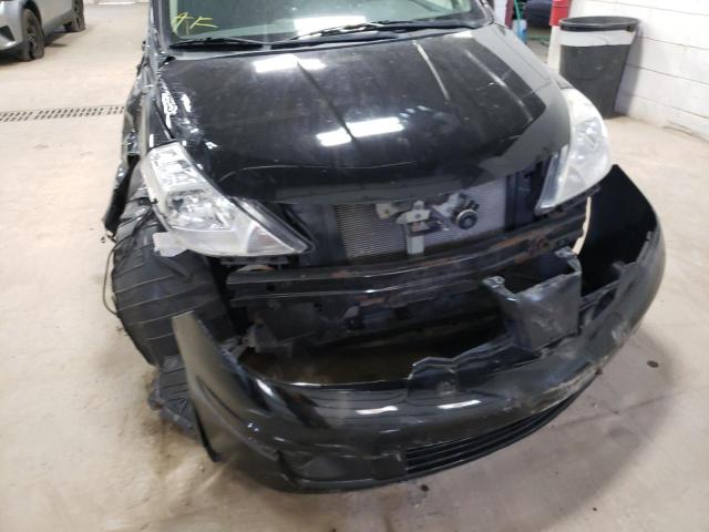 Фото: 3N1CC11E59L431375 - 9