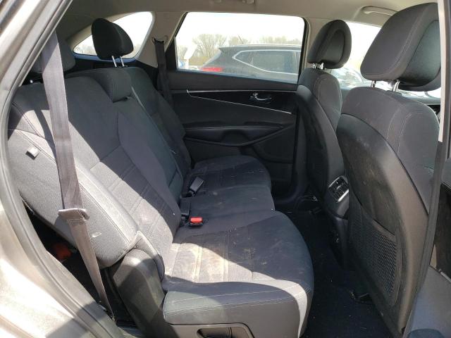 2016 KIA SORENTO LX 5XYPG4A57GG111628