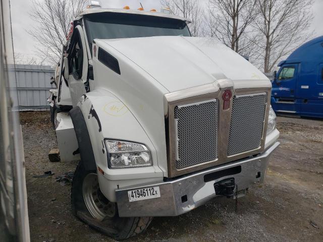 Salvage cars for sale from Copart Bowmanville, ON: 2021 Kenworth Construct