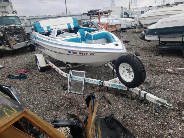 Salvage boats for sale at Elgin, IL auction: 1992 Glastron 1700SL