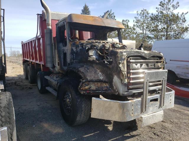 Salvage cars for sale from Copart Bowmanville, ON: 2007 Mack 700 CTP700