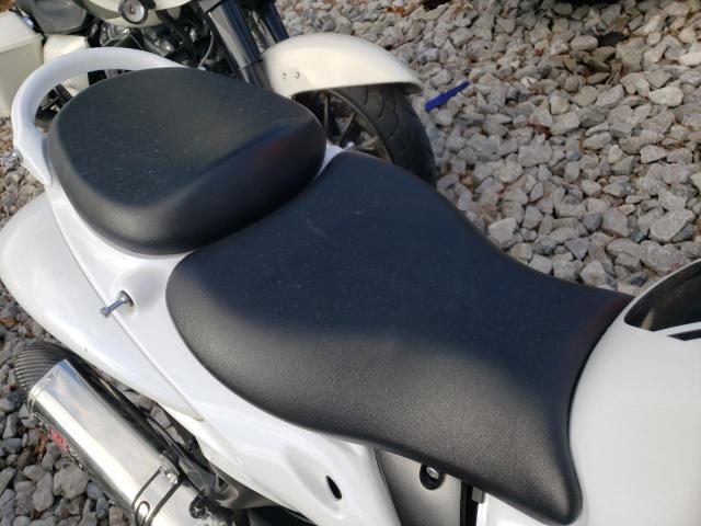 2017 SUZUKI GSX1300 RA JS1GX72B2H2100483
