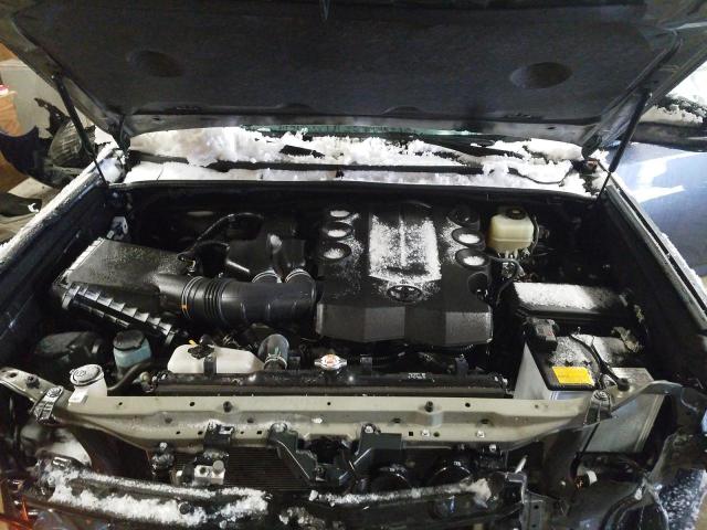 2020 TOYOTA 4RUNNER SR JTEBU5JR5L5752917