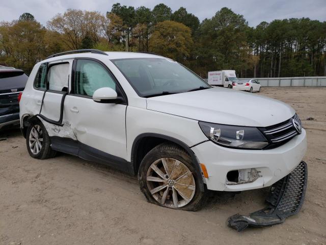 Salvage cars for sale from Copart Seaford, DE: 2017 Volkswagen Tiguan S