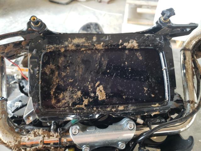 2021 HARLEY-DAVIDSON FLHX 1HD1KBC1XMB618918