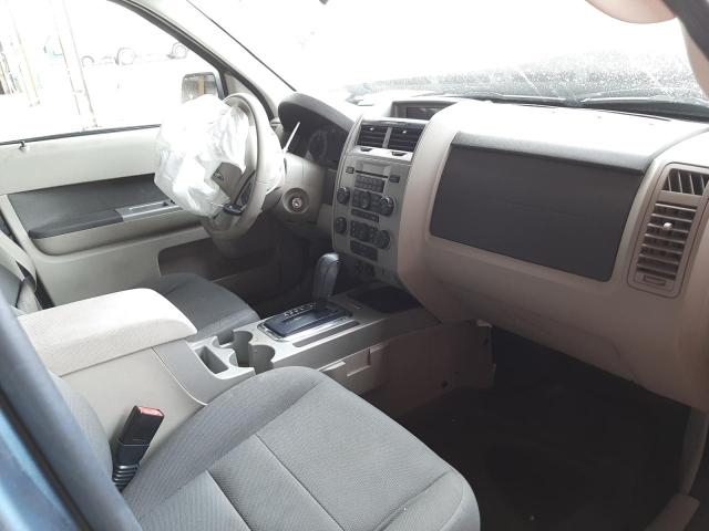 1FMCU9DGXAKA07035 Ford Escape Xlt 2010. Фото: 4