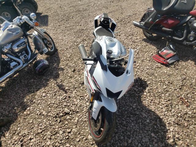 2018 YAMAHA YZFR6 JYARJ28E1JA002637