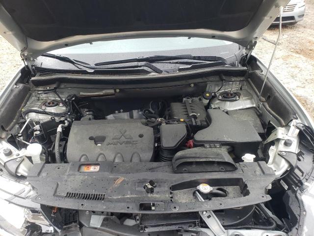 2020 MITSUBISHI OUTLANDER JA4AZ3A32LZ027196