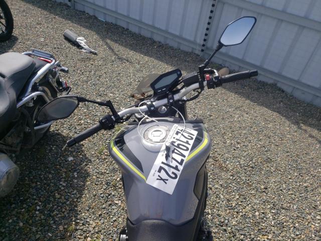 2016 YAMAHA FZ09 C JYARN33Y2GA003302