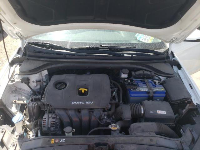 2017 HYUNDAI ELANTRA 5NPD84LF1HH038966