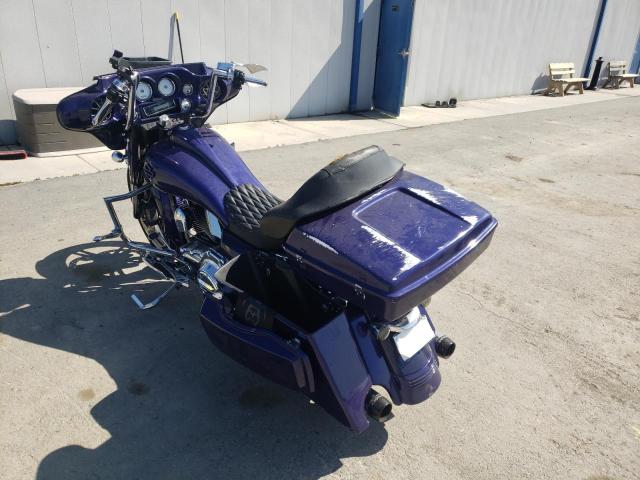2010 HARLEY-DAVIDSON FLHX 1HD1KB431AB660261