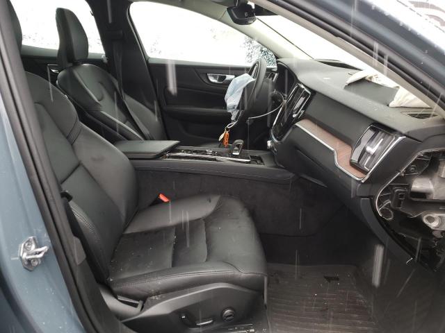 2022 VOLVO S60 B5 MOM 7JRL12TZ2NG154287
