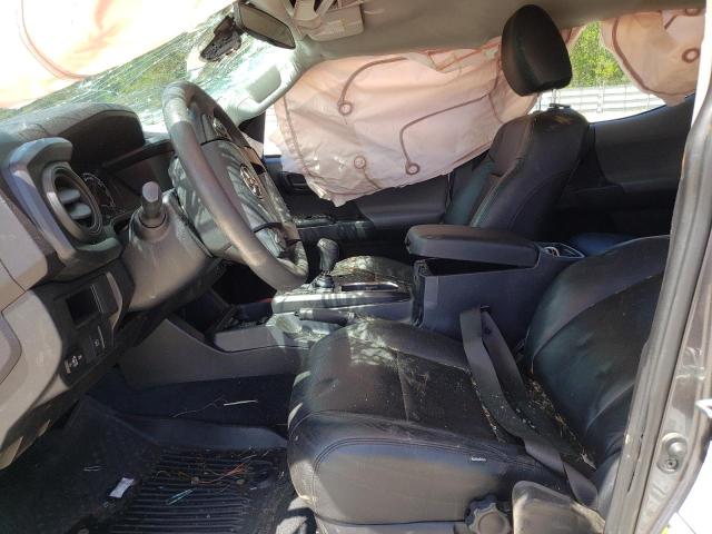 5TFAX5GN8JX131801 Toyota Tacoma Dou 2018. Фото: 4
