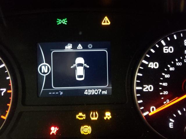 2017 KIA OPTIMA LX 5XXGT4L33HG158183