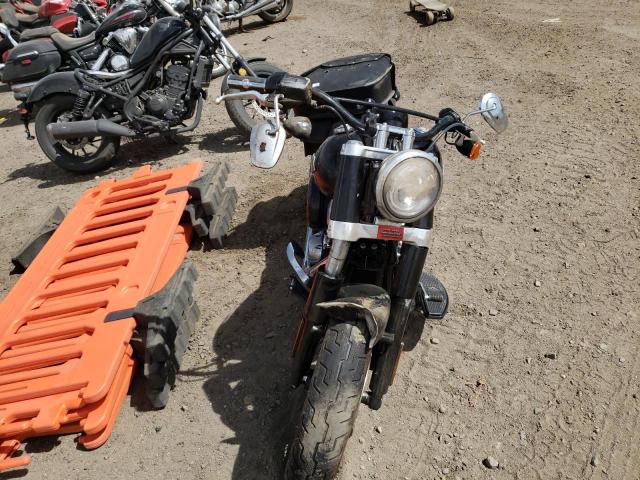 2019 HARLEY-DAVIDSON FLSL 1HD1YDJ26KB057460