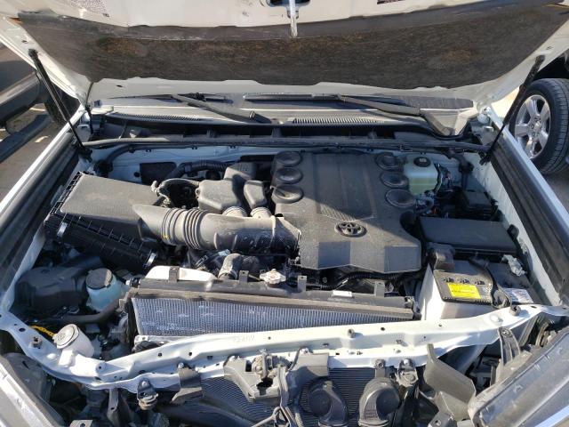 2022 TOYOTA 4RUNNER SR JTEMU5JRXN5979743
