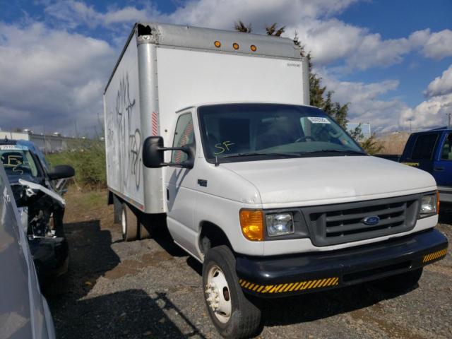 2005 Ford Econoline Cargo Van 