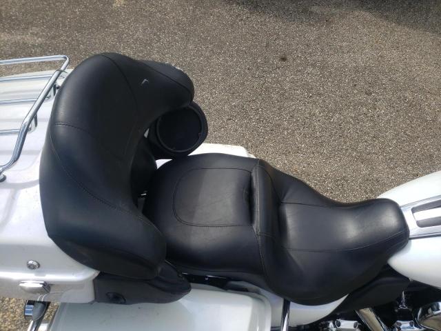 2010 HARLEY-DAVIDSON FLHTK 1HD1KEM14AB646726