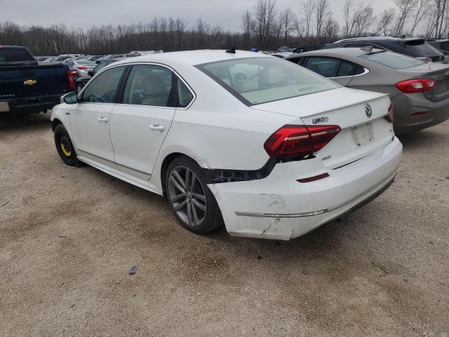 2017 VOLKSWAGEN PASSAT R-L 1VWDT7A33HC054815