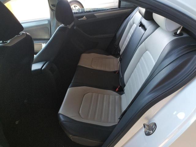 2016 VOLKSWAGEN JETTA SPOR 3VWD17AJ4GM367311