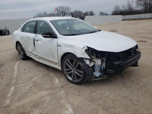 2017 VOLKSWAGEN PASSAT R-L 1VWDT7A33HC054815