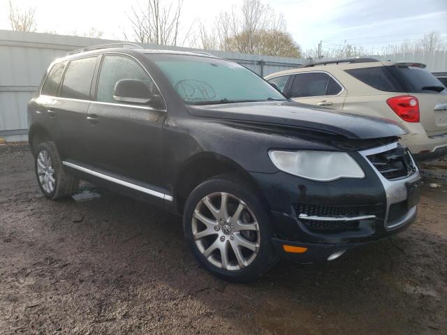 Volkswagen Touareg 2010 Black