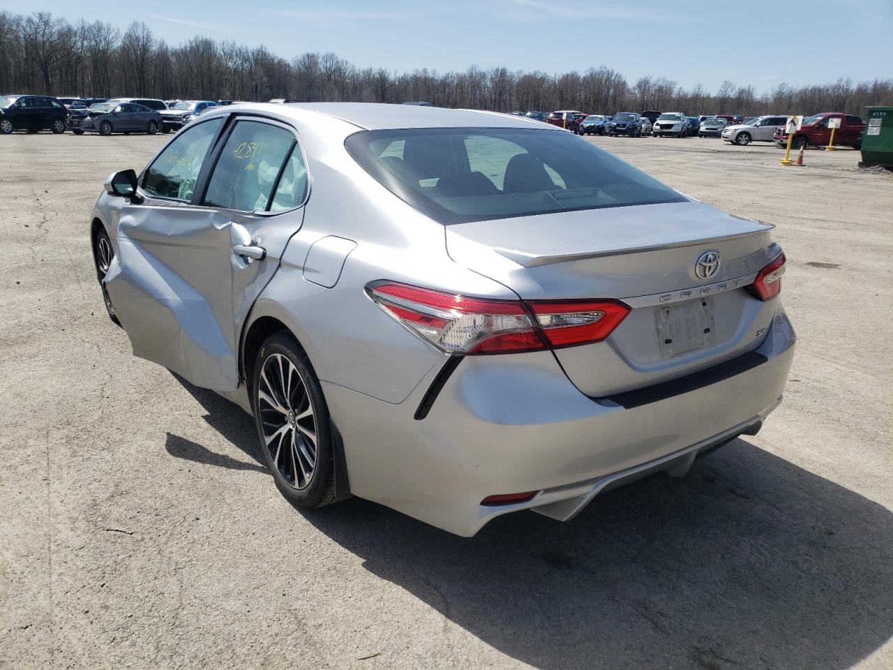 2018 TOYOTA CAMRY L 2.5L  4(VIN: 4T1B11HK3JU595837