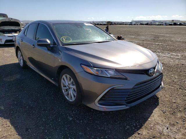 2021 TOYOTA CAMRY LE 4T1C11AK2MU449030