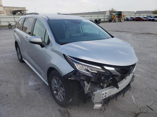 2021 TOYOTA SIENNA LE 5TDKRKEC3MS027161