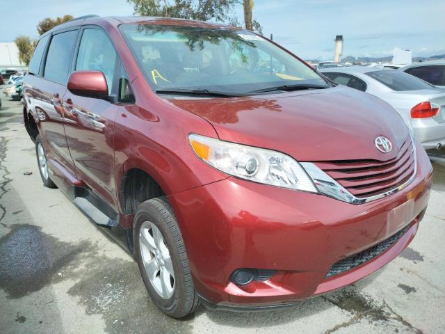 2017 TOYOTA SIENNA LE 5TDKZ3DC2HS830380