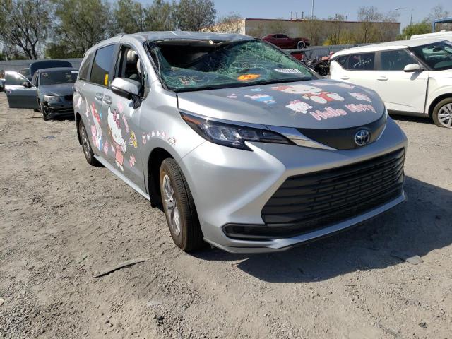 Lot #2505851590 2022 TOYOTA SIENNA LE salvage car
